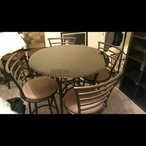 Hi table & chairs, bookshelves